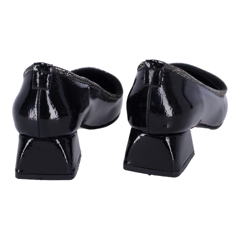 Level Shoes Δερμάτινες Γόβες με Χοντρό Τακούνι Level Shoes Δερμάτινες Γόβες με Χοντρό Τακούνι