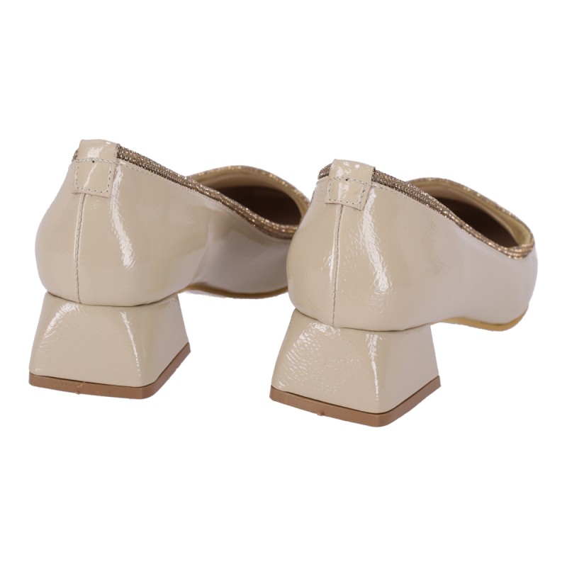 Level Shoes Δερμάτινες Γόβες με Χοντρό Τακούνι Level Shoes Δερμάτινες Γόβες με Χοντρό Τακούνι