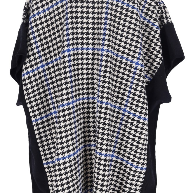 WOMEN'S PONCHO WITH ZIPPER AND PATTERN