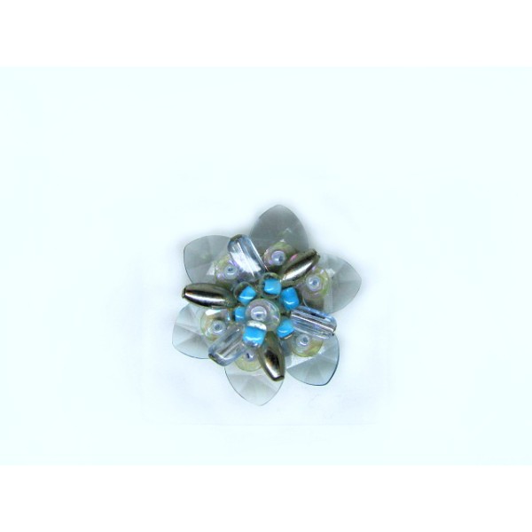 Γυναικείο δαχτυλίδι λουλούδι με γαλάζιες χάντρες