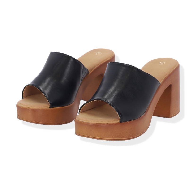 ALTA MODA Γυναικεία Clogs με Χοντρό Τακούνι Δερματίνη ALTA MODA Γυναικεία Clogs με Χοντρό Τακούνι Δερματίνη