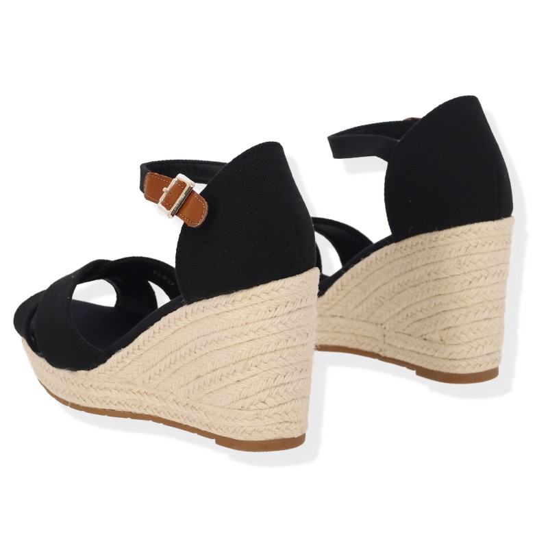 Καλοκαιρινές Γυναικείες Πλατφόρμες Ankle-Strap Καλοκαιρινές Γυναικείες Πλατφόρμες Ankle-Strap