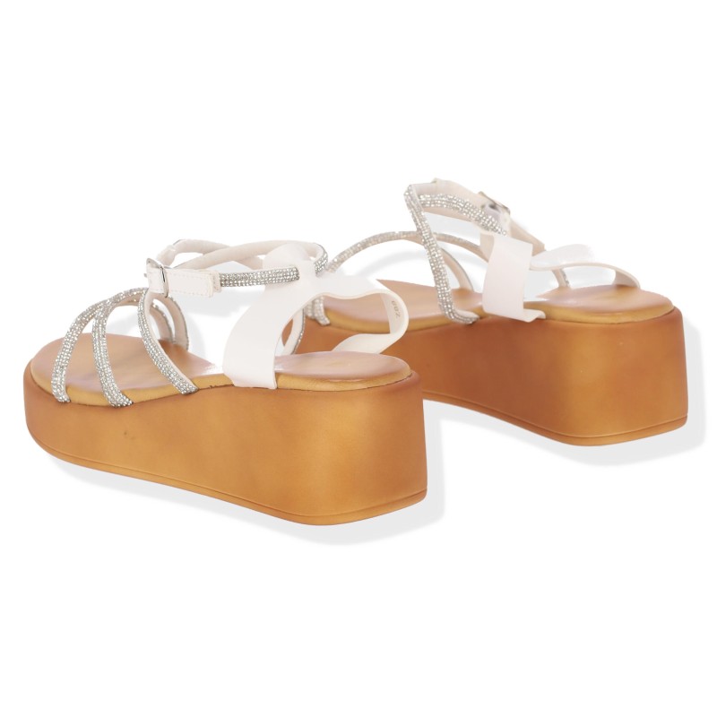 Γυναικεία Σανδάλια με Λουράκι Flatforms Γυναικεία Σανδάλια με Λουράκι Flatforms