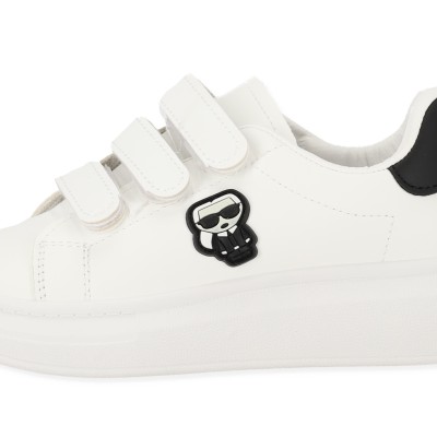 ΠΑΙΔΙΚΟ SNEAKER ΣΕ ΑΣΠΡΟ ΧΡΩΜΑ ΚΑΙ ΣΧΕΔΙΟ