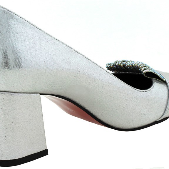 Paylan Heel In Silver Color With Thick Heel And Rhinestone