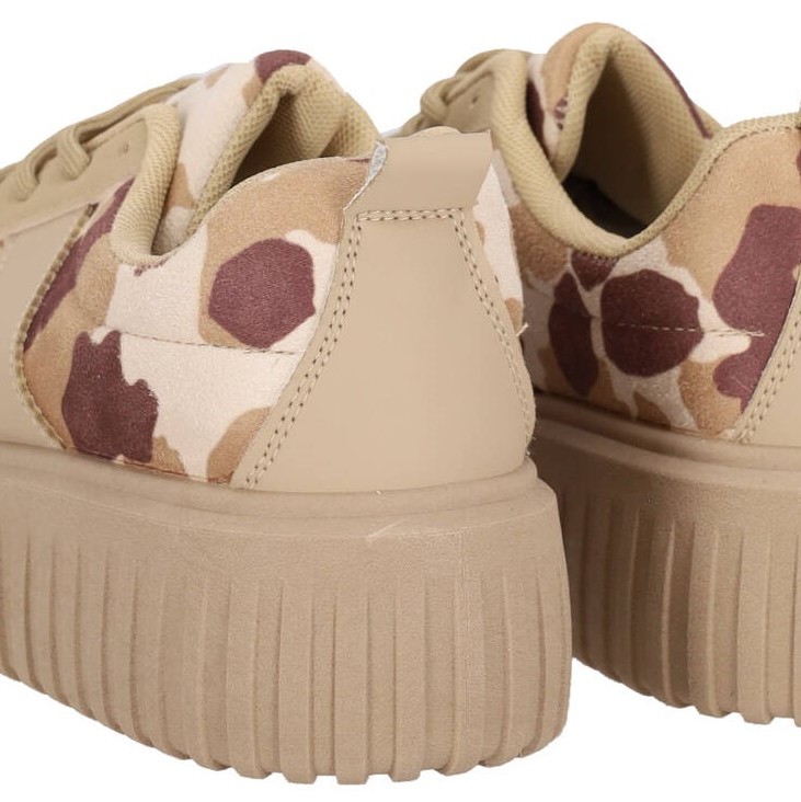Plato Γυναικεία Δίπατα Sneakers Plato Γυναικεία Δίπατα Sneakers