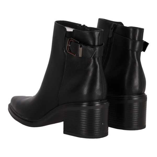 Me Cink Me Women's Low Leatherette Boot with Short Thick Heel Me Cink Me Women's Low Leatherette Boot with Short Thick Heel