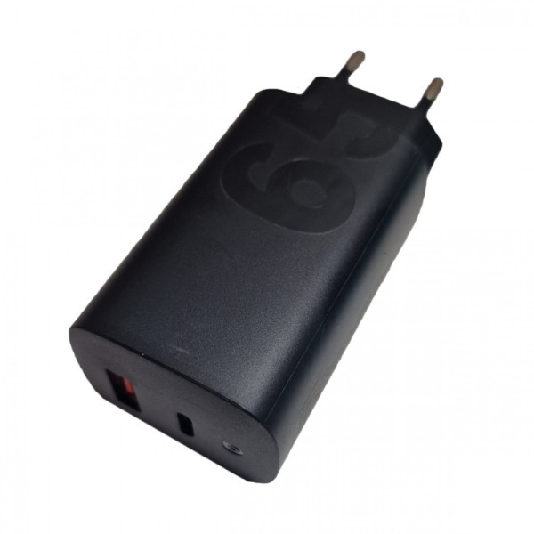 TREQA CH-637 Αντάπτορας Με Θύρα USB-A Και Θύρα USB-C 65W Μαύρος Αξεσουάρ Κινητών/Tablet