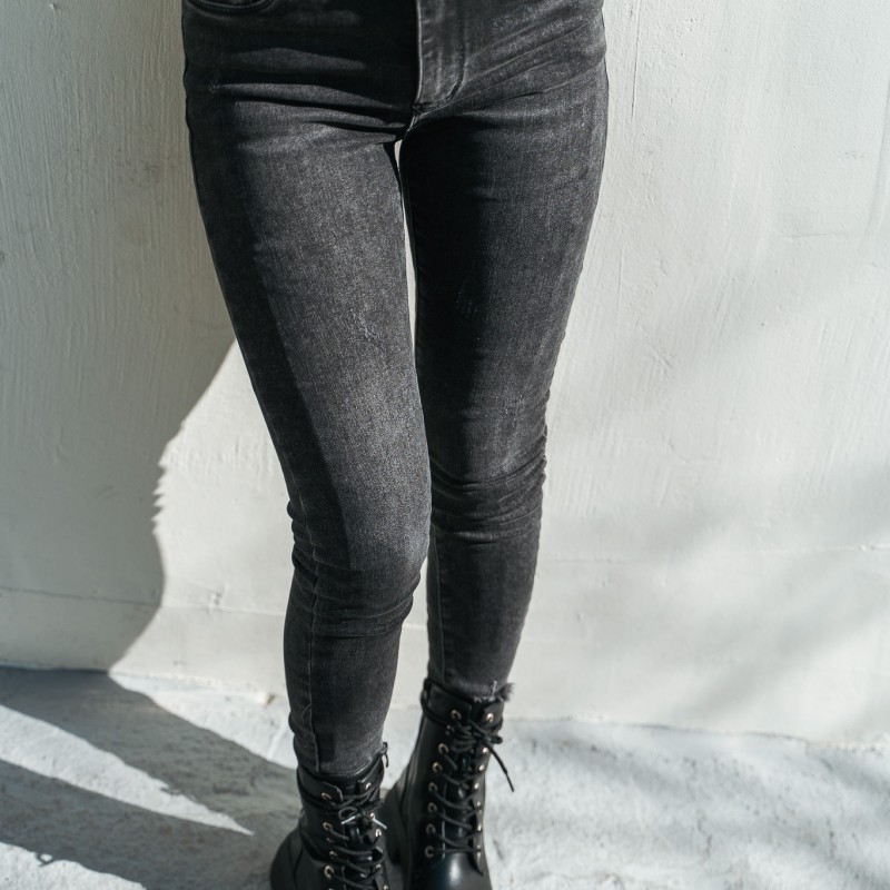 M.SARA Push Up High Waist Jeans Black M.SARA Push Up High Waist Jeans Black